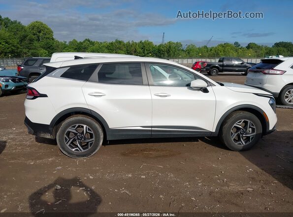 KNDPUCAF3P7185671 2023 KIA SPORTAGE White Vista interior trasera
