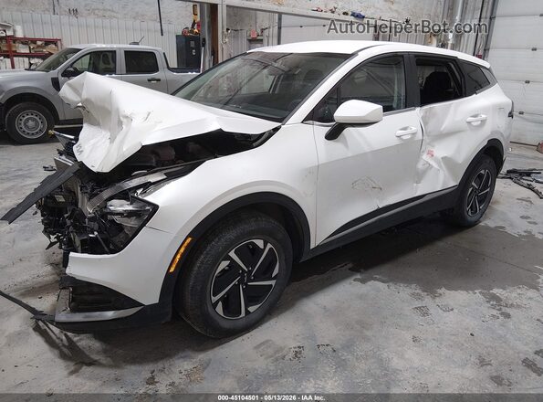KNDPUCAG9P7058139 2023 KIA SPORTAGE HYBRID White წინა მარცხენა ხედი სამი მეოთხედიდან