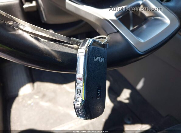 KNDPVCAG5P7024261 2023 KIA SPORTAGE HYBRID Black Vista del salpicadero