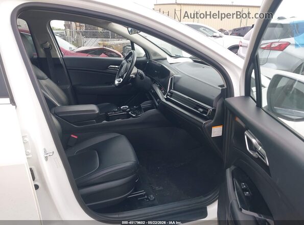 KNDPVCAG6P7067202 2023 KIA SPORTAGE HYBRID White Սալոնի դիմացի տեսք