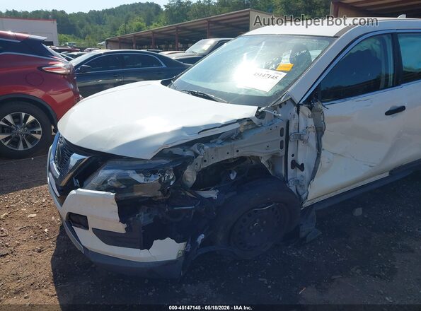 KNMAT2MT1JP558590 2018 NISSAN ROGUE Белый Вид спереди