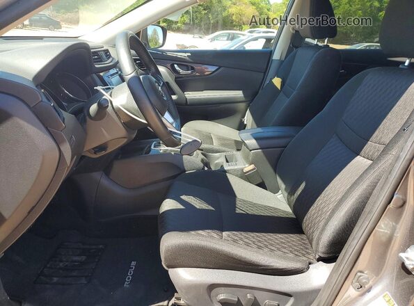KNMAT2MT1JP615192 2018 NISSAN ROGUE Gray Вид салону спереду