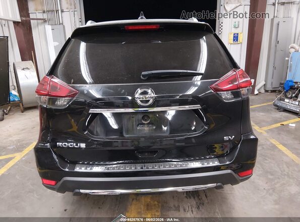 KNMAT2MT2JP550806 2018 NISSAN ROGUE Black 
