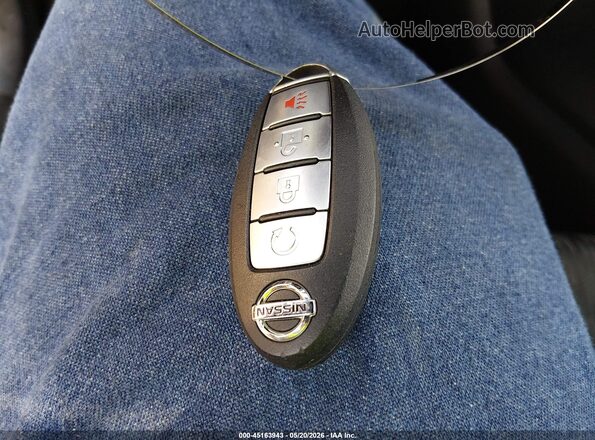 KNMAT2MT3HP591360 2017 NISSAN ROGUE Blue Vista del salpicadero