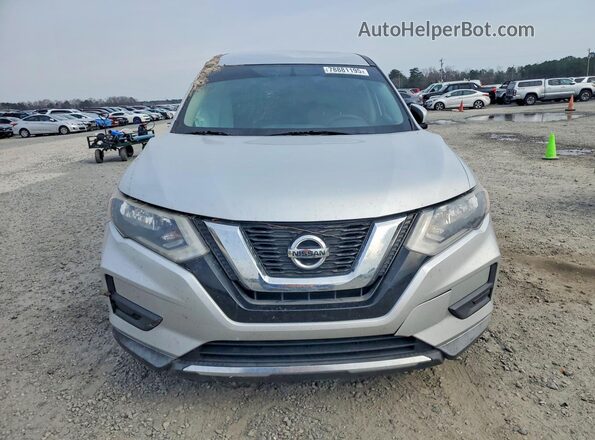 KNMAT2MT4HP566340 2017 NISSAN ROGUE Silver Front view