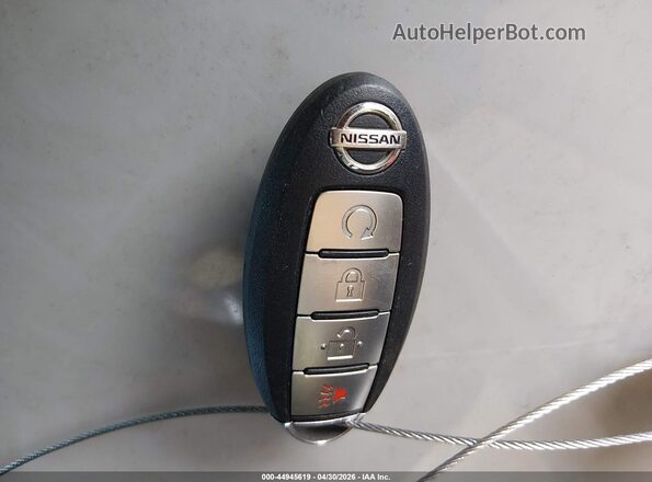 KNMAT2MT4HP587012 2017 NISSAN ROGUE Серый Вид панели приборов