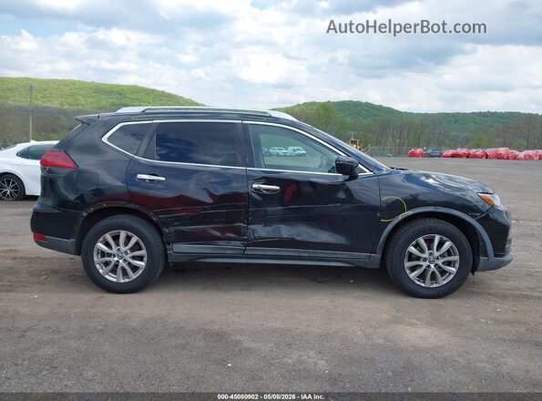 KNMAT2MT4JP500554 2018 NISSAN ROGUE Black Widok wnętrza z tyłu