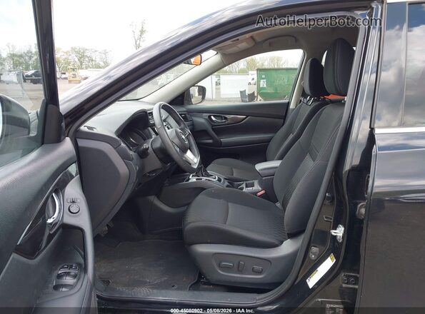 KNMAT2MT4JP500554 2018 NISSAN ROGUE Black Widok wnętrza z przodu