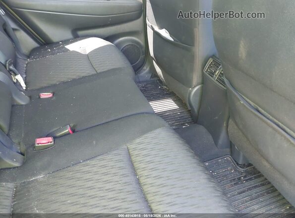 KNMAT2MT4JP563623 2018 NISSAN ROGUE Silver Widok naklejki z numerem VIN