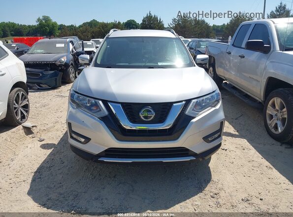 KNMAT2MT4JP563623 2018 NISSAN ROGUE Silver Widok zestawu wskaźników