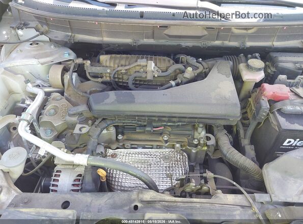 KNMAT2MT4JP563623 2018 NISSAN ROGUE Silver Widok z tyłu