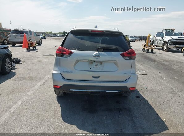 KNMAT2MT4JP572841 2018 NISSAN ROGUE Silver 