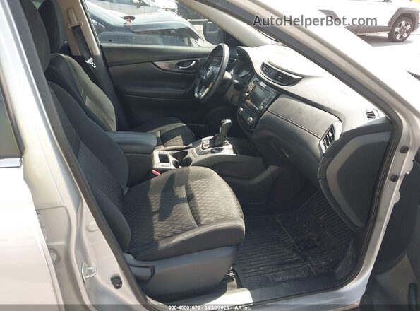 KNMAT2MT4JP572841 2018 NISSAN ROGUE Silver 