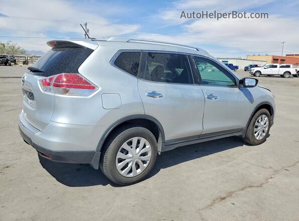 KNMAT2MT5GP615401 2016 NISSAN ROGUE Серебряный Задняя правая четверть