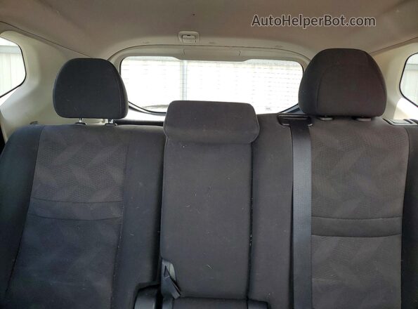 KNMAT2MT5GP717555 2016 NISSAN ROGUE White 