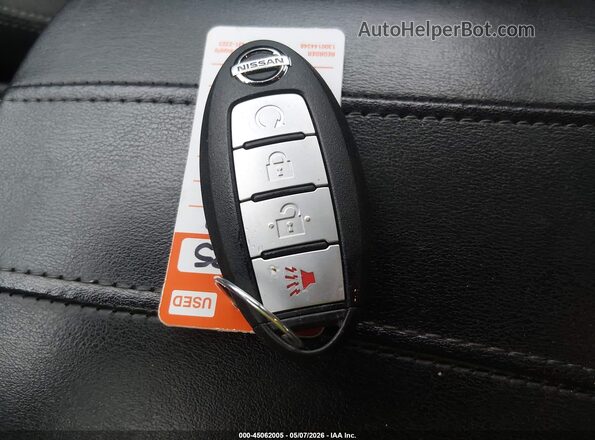 KNMAT2MT5HP527787 2017 NISSAN ROGUE Blue Առջևի վահանակի տեսք