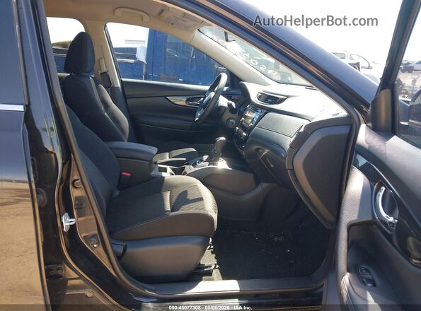 KNMAT2MT5HP543052 2017 NISSAN ROGUE Black Вид салону спереду