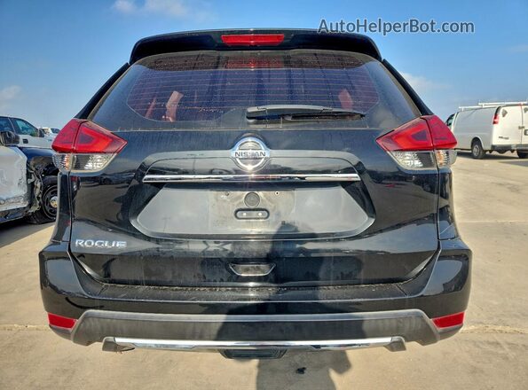 KNMAT2MT5HP606005 2017 NISSAN ROGUE Black Հետևի տեսք
