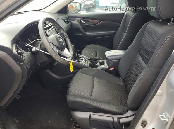 KNMAT2MT5JP529478 2018 NISSAN ROGUE Серебряный 