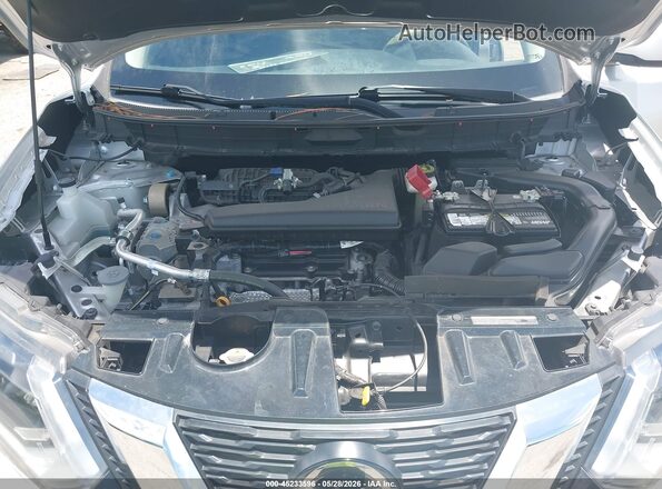 KNMAT2MT5LP518306 2020 NISSAN ROGUE Silver Вид ззаду