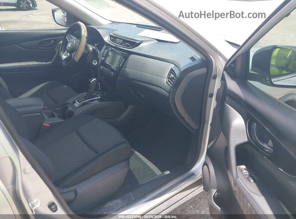 KNMAT2MT5LP518306 2020 NISSAN ROGUE Silver Вид салону спереду