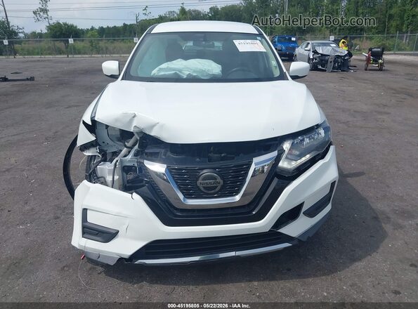 KNMAT2MT6JP608979 2018 NISSAN ROGUE White 