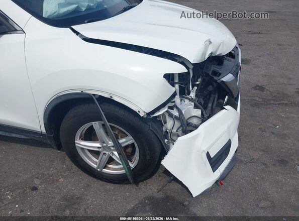 KNMAT2MT6JP608979 2018 NISSAN ROGUE White 