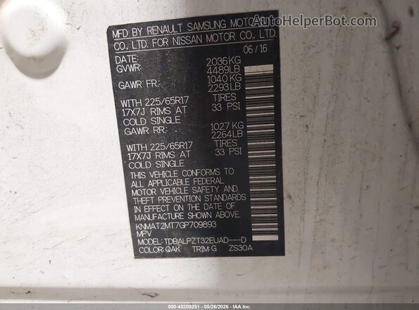KNMAT2MT7GP709893 2016 NISSAN ROGUE White Vista del compartimento del motor