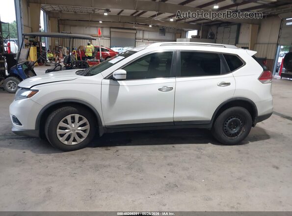 KNMAT2MT7GP709893 2016 NISSAN ROGUE White 