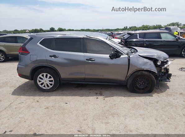 KNMAT2MT8JP521469 2018 NISSAN ROGUE Gray Vista interior trasera