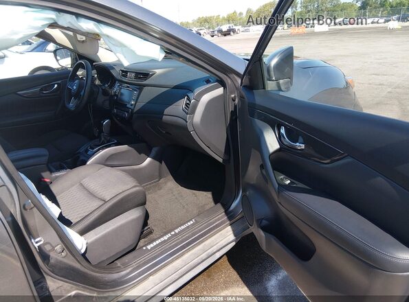 KNMAT2MT8JP580716 2018 NISSAN ROGUE Gray წინა სალონის ხედი