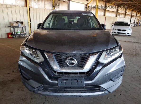 KNMAT2MT9HP524097 2017 NISSAN ROGUE Gray Widok z przodu