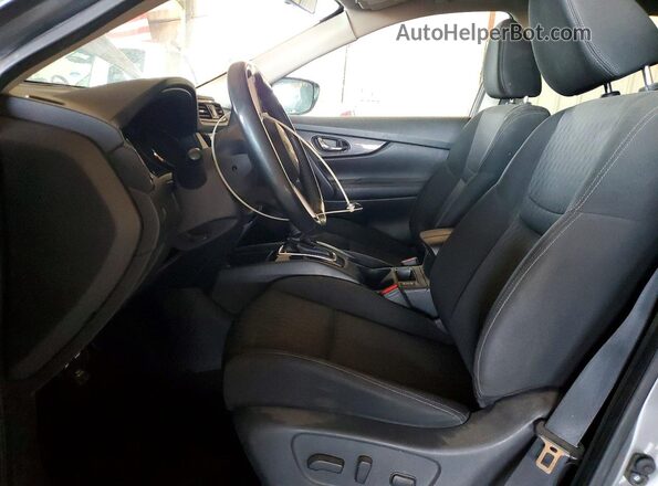 KNMAT2MT9HP524097 2017 NISSAN ROGUE Gray Widok wnętrza z przodu