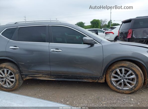 KNMAT2MT9HP600580 2017 NISSAN ROGUE Gray უკანა სალონის ხედი