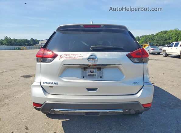 KNMAT2MT9JP589103 2018 NISSAN ROGUE Silver 