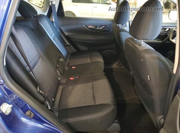KNMAT2MV0HP564280 2017 NISSAN ROGUE Blue Rear interior view