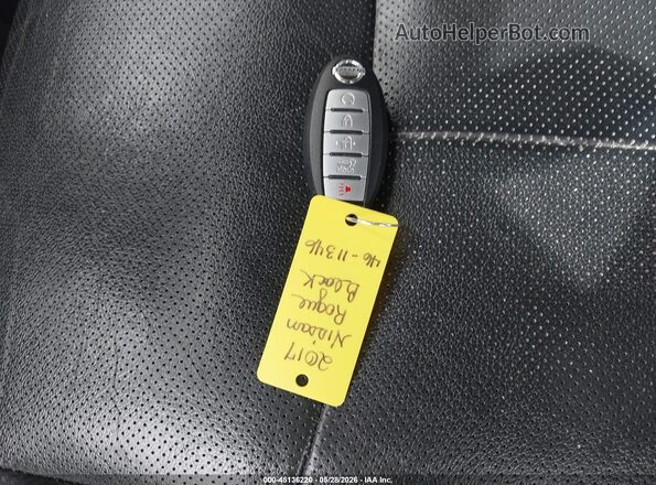 KNMAT2MV1HP590483 2017 NISSAN ROGUE Черный 
