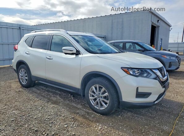 KNMAT2MV1JP540527 2018 NISSAN ROGUE Белый Передняя правая четверть