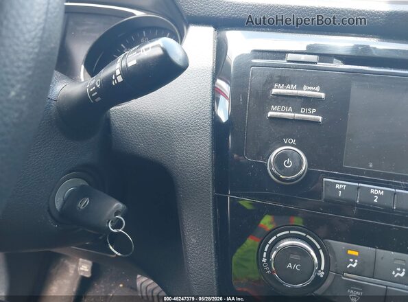 KNMAT2MV2GP673306 2016 NISSAN ROGUE Red Вид панелі приладів