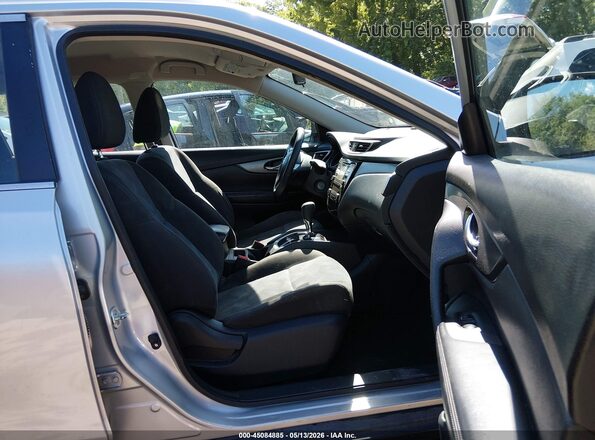 KNMAT2MV3GP658894 2016 NISSAN ROGUE Silver Вид салону спереду
