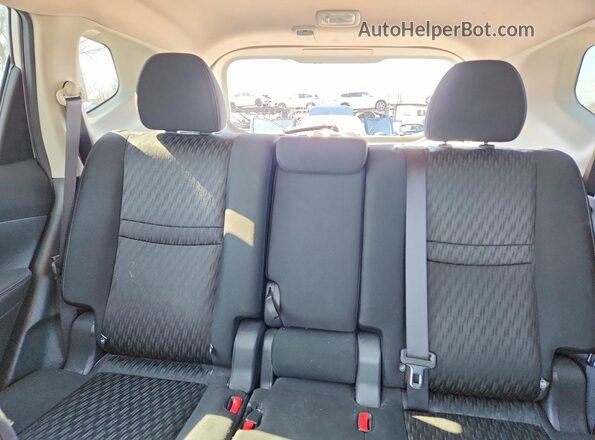 KNMAT2MV3HP504378 2017 NISSAN ROGUE Silver Вид задніх сидінь