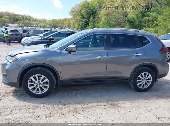 KNMAT2MV3JP577286 2018 NISSAN ROGUE Gray 