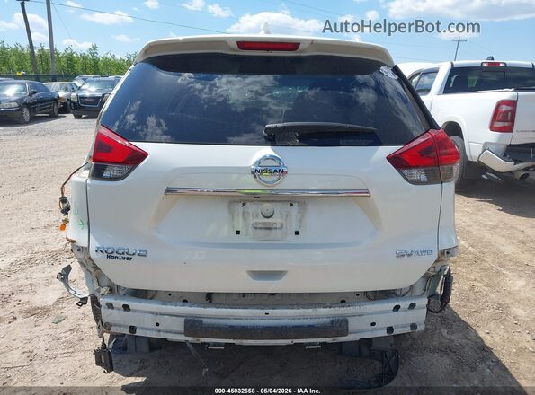 KNMAT2MV3JP612490 2018 NISSAN ROGUE White 