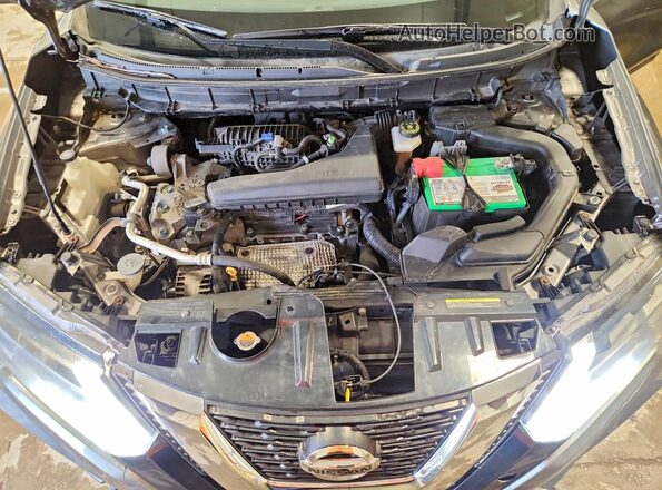 KNMAT2MV4HP558868 2017 NISSAN ROGUE Gray Widok komory silnika