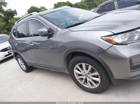 KNMAT2MV4HP567148 2017 NISSAN ROGUE Gray უკანა სალონის ხედი