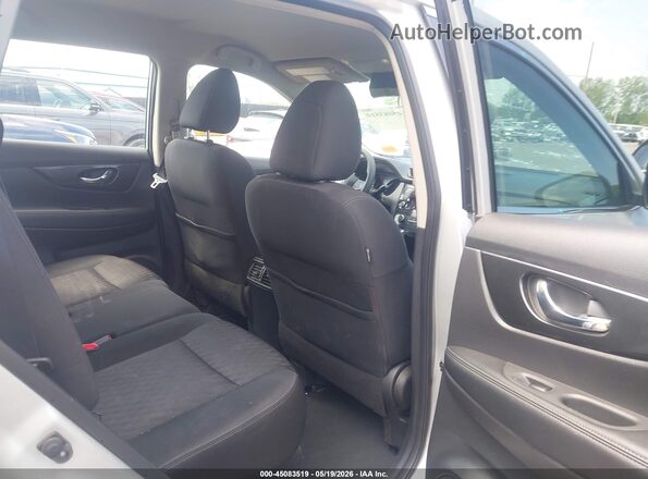 KNMAT2MV4JP514617 2018 NISSAN ROGUE Silver 