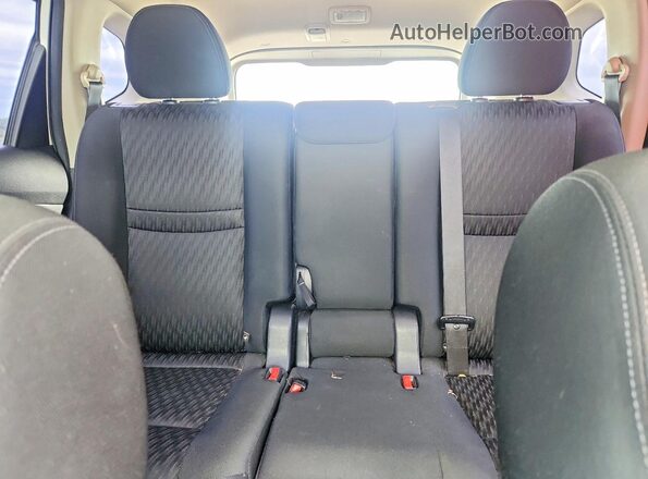 KNMAT2MV4JP520014 2018 NISSAN ROGUE White Вид задніх сидінь