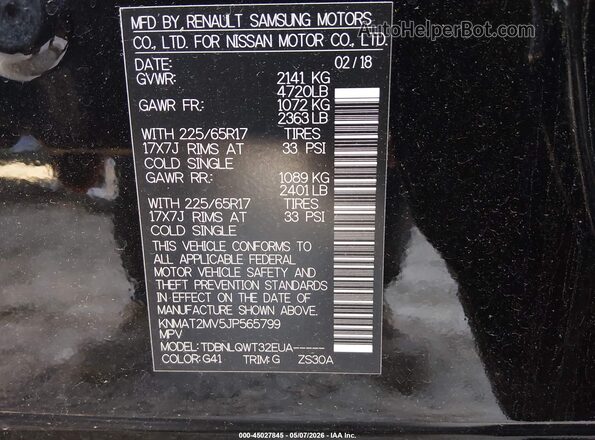 KNMAT2MV5JP565799 2018 NISSAN ROGUE Black Widok komory silnika