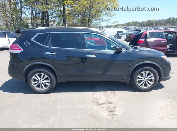 KNMAT2MV6GP623492 2016 NISSAN ROGUE Black Rear interior view
