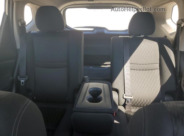 KNMAT2MV6JP579775 2018 NISSAN ROGUE Silver 